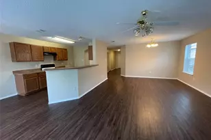 3316 Knoll Tr, Balch Springs, TX 75180 - Photo 2