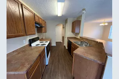 3316 Knoll Trail, Balch Springs, TX 75180 - Photo 4