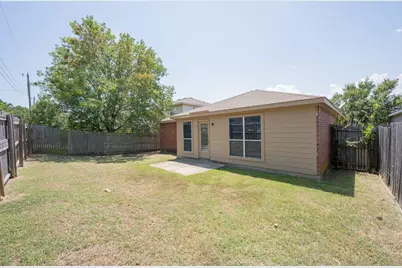 3316 Knoll Trail, Balch Springs, TX 75180 - Photo 2