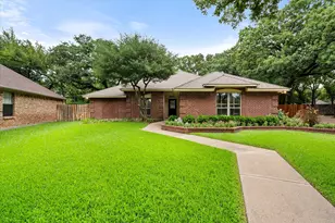 2403 Oak Shadow Ct, Arlington, TX 76017 - Photo 6