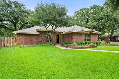 2403 Oak Shadow Court, Arlington, TX 76017 - Photo 4