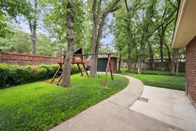 2403 Oak Shadow Court, Arlington, TX 76017 - Photo 32