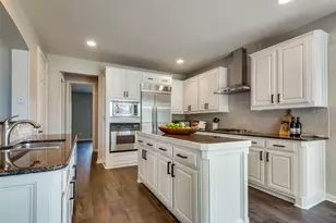 10845 Silver Dollar Dr, Frisco, TX 75033 - Photo 4