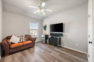 2959 Masters Ct S, Burleson, TX 76028 - Photo 34