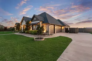 6031 Waggoner Wy, Midlothian, TX 76065 - Photo 2