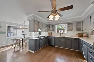 1710 Hilltop Ln, Pantego, TX 76013 - Photo 14