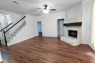 3613 Stockton Dr, Carrollton, TX 75010 - Photo 10