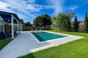 112 Overcrest Dr, Benbrook, TX 76126 - Photo 4