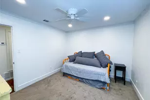 112 Overcrest Dr, Benbrook, TX 76126 - Photo 24
