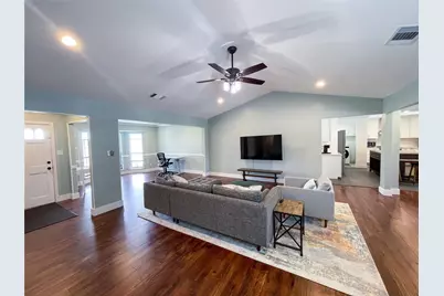 112 Overcrest Drive, Benbrook, TX 76126 - Photo 12
