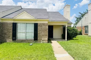 821 Denmark Dr, Mesquite, TX 75149 - Photo 1