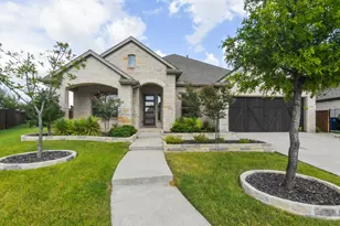 16696 Trumpet Vine Rd, Frisco, TX 75033 - Photo 2