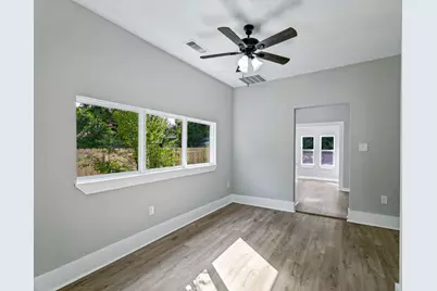 800 Euclid Street, Cleburne, TX 76033 - Photo 16