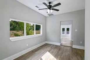 800 Euclid St, Cleburne, TX 76033 - Photo 16