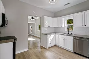 800 Euclid St, Cleburne, TX 76033 - Photo 10