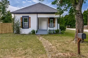 800 Euclid St, Cleburne, TX 76033 - Photo 2