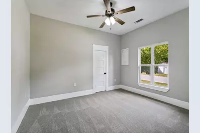 800 Euclid Street, Cleburne, TX 76033 - Photo 18