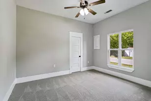 800 Euclid St, Cleburne, TX 76033 - Photo 18