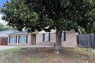 1505 Montclair St, Arlington, TX 76015 - Photo 2