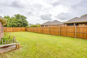 812 Valley Ridge Rd, Burleson, TX 76028 - Photo 38