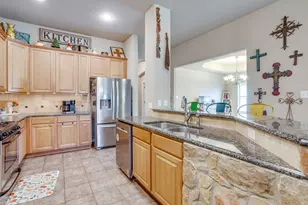 812 Valley Ridge Rd, Burleson, TX 76028 - Photo 16