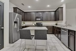 5005 Marina Dr, Denton, TX 76208 - Photo 4