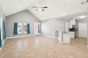 805 N Ridge Dr, White Settlement, TX 76108 - Photo 8
