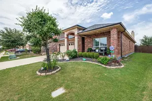 5103 Walsh Dr, Arlington, TX 76001 - Photo 2