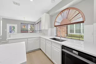 9506 Pinehurst Dr, Rowlett, TX 75089 - Photo 12