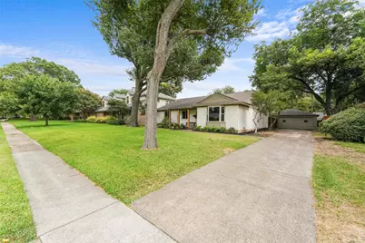 925 Fernwood Drive, Richardson, TX 75080 - Photo 2