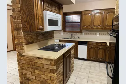 114 Stone Canyon Drive, Highland Village, TX 75077 - Photo 8