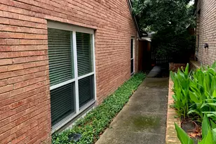 13652 Flagstone Ln, Dallas, TX 75240 - Photo 14