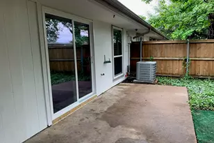13652 Flagstone Ln, Dallas, TX 75240 - Photo 18