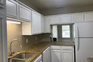13652 Flagstone Ln, Dallas, TX 75240 - Photo 6