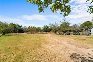 1724 Zagota Crossing Rd, Terrell, TX 75161 - Photo 4