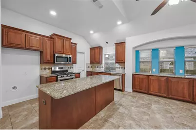 905 Foxtail Drive, Mansfield, TX 76063 - Photo 4