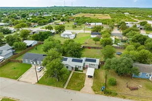1006 N Live Oak St, Breckenridge, TX 76424 - Photo 30