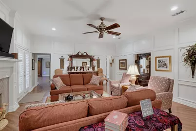 6633 Eton Court, Benbrook, TX 76132 - Photo 10