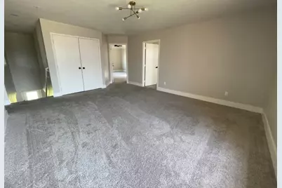 2836 Grandview Drive, Grand Prairie, TX 75052 - Photo 6
