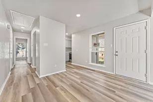 2512 Windy Pine Ln, Arlington, TX 76015 - Photo 4