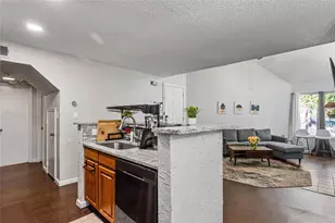 2314 Bamboo Dr, Arlington, TX 76006 - Photo 8