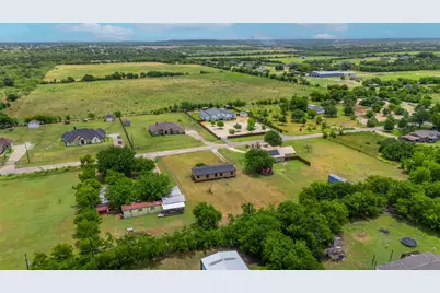 11625 Creekview Road, Crowley, TX 76036 - Photo 34