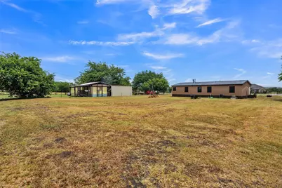 11625 Creekview Road, Crowley, TX 76036 - Photo 24