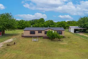 11625 Creekview Rd, Crowley, TX 76036 - Photo 38