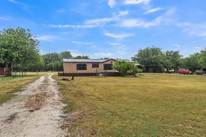 11625 Creekview Road, Crowley, TX 76036 - Photo 28