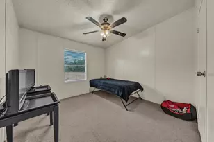 11625 Creekview Rd, Crowley, TX 76036 - Photo 22