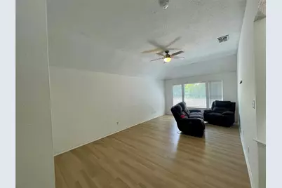 7520 Sunburst Trail, Denton, TX 76210 - Photo 18
