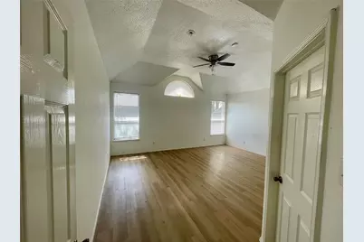 7520 Sunburst Trail, Denton, TX 76210 - Photo 8
