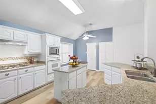 4912 Basil Dr, McKinney, TX 75070 - Photo 10