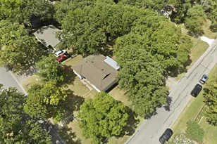 329 N Ash Ave, Azle, TX 76020 - Photo 2